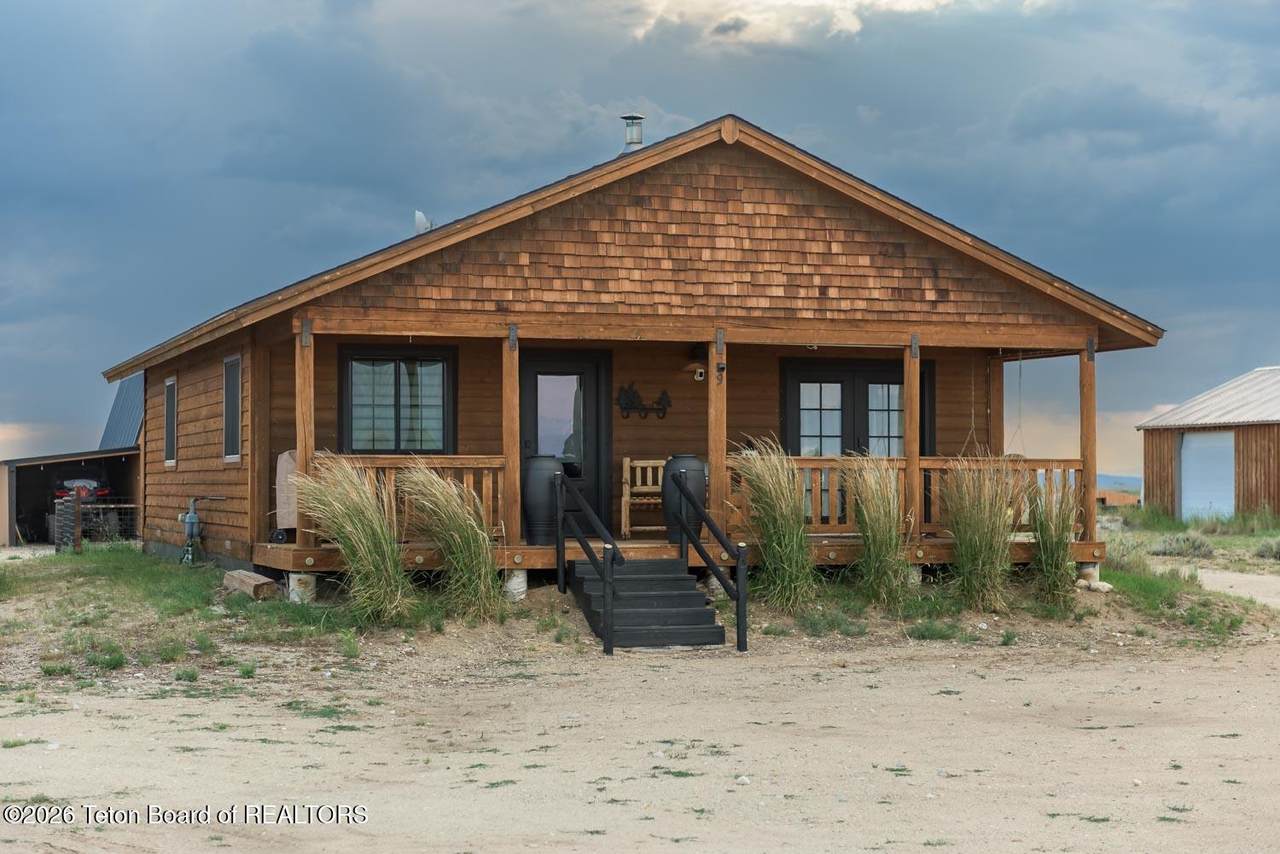 https://bt-photos.global.ssl.fastly.net/teton/1280_boomver_1_26-1942-2.jpg