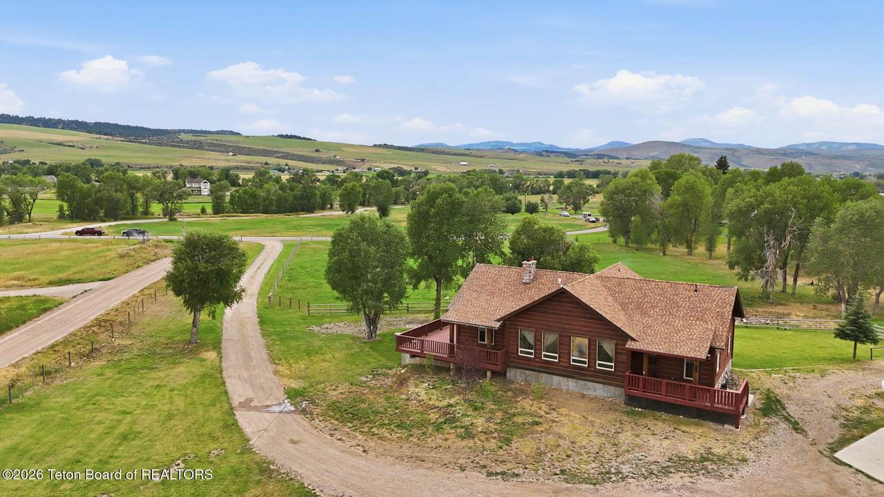 https://bt-photos.global.ssl.fastly.net/teton/1280_boomver_1_26-1948-2.jpg