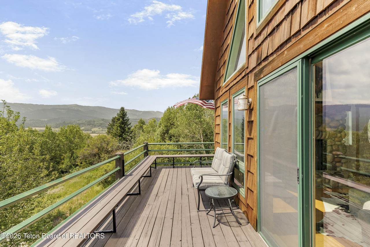 https://bt-photos.global.ssl.fastly.net/teton/1280_boomver_1_26-1951-2.jpg