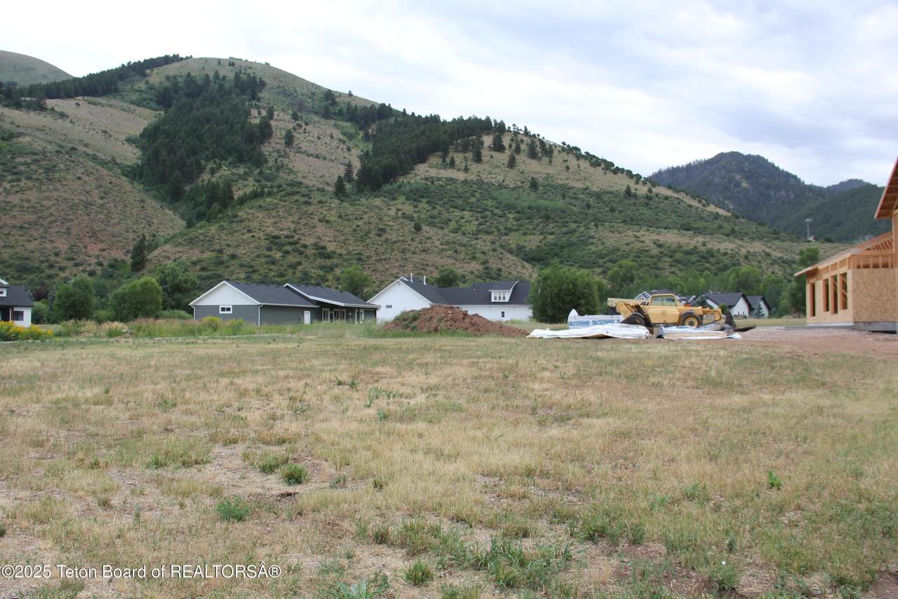 https://bt-photos.global.ssl.fastly.net/teton/1280_boomver_1_26-1971-2.jpg