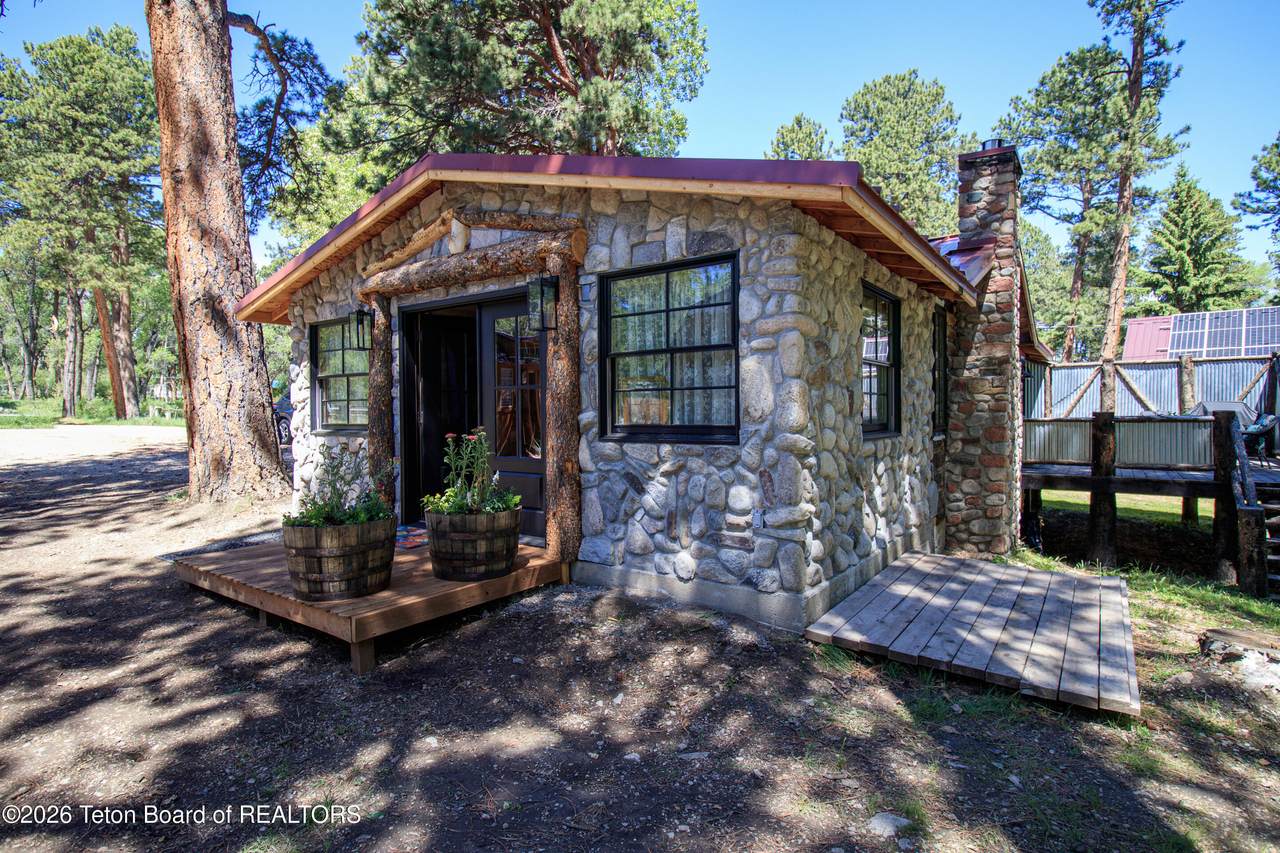 https://bt-photos.global.ssl.fastly.net/teton/1280_boomver_1_26-1988-2.jpg