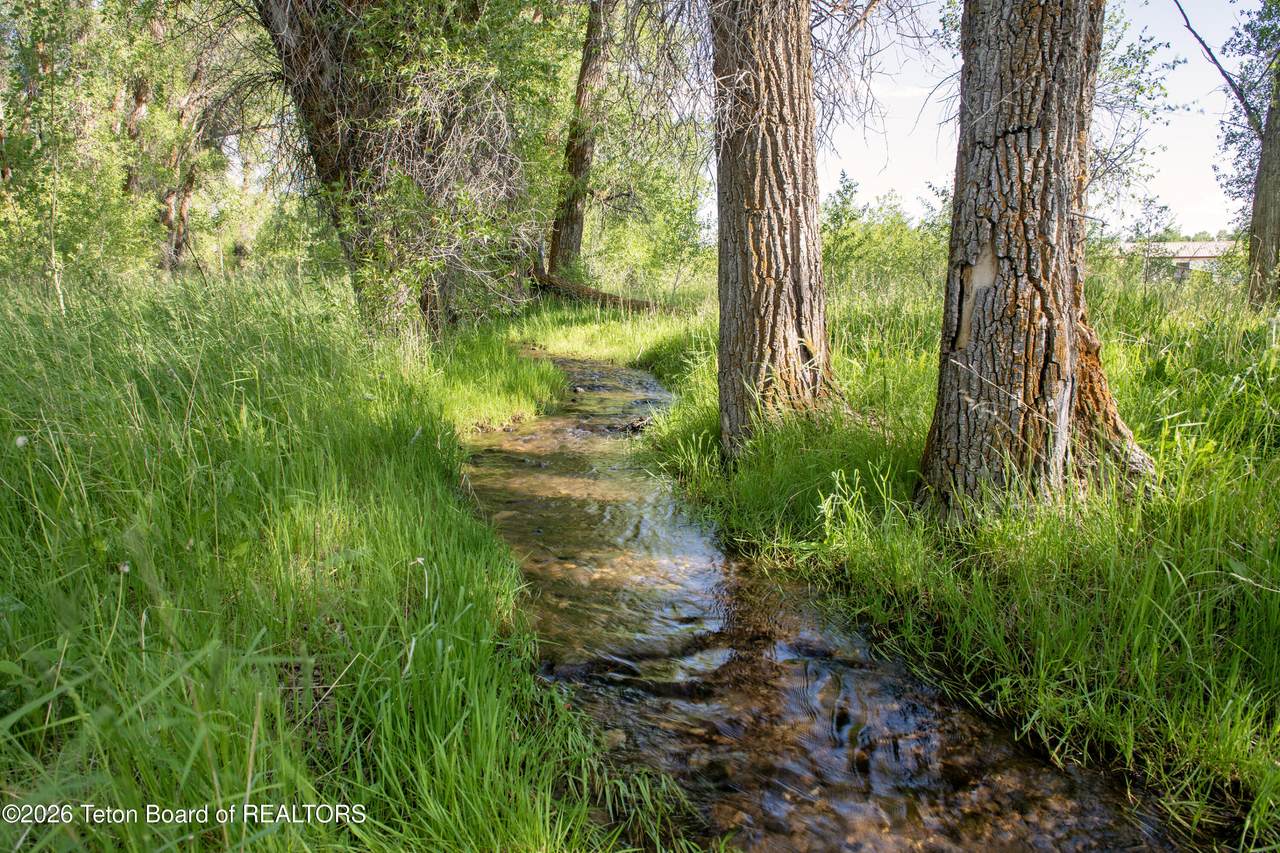 https://bt-photos.global.ssl.fastly.net/teton/1280_boomver_1_26-1998-2.jpg
