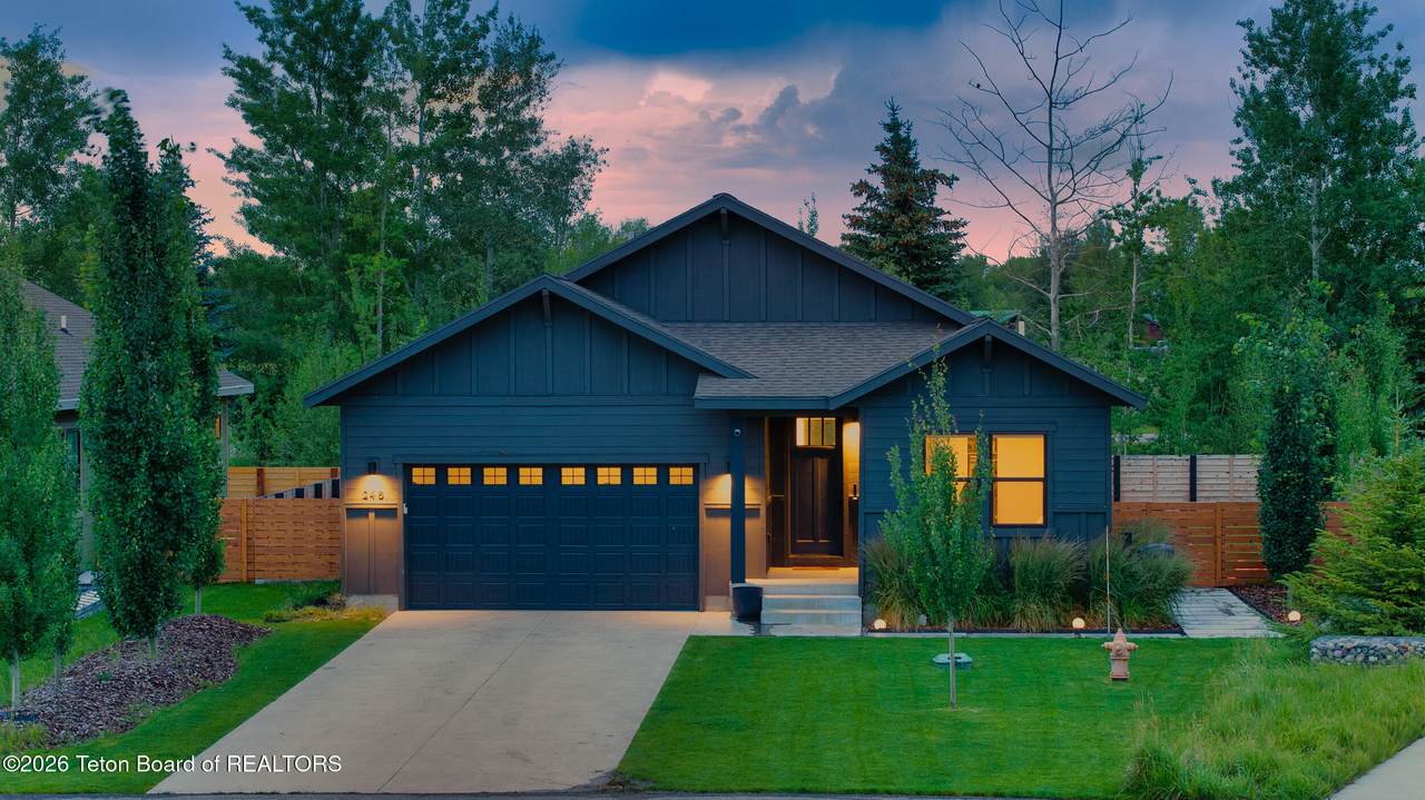 246 Swallowtail Drive - Photo 1
