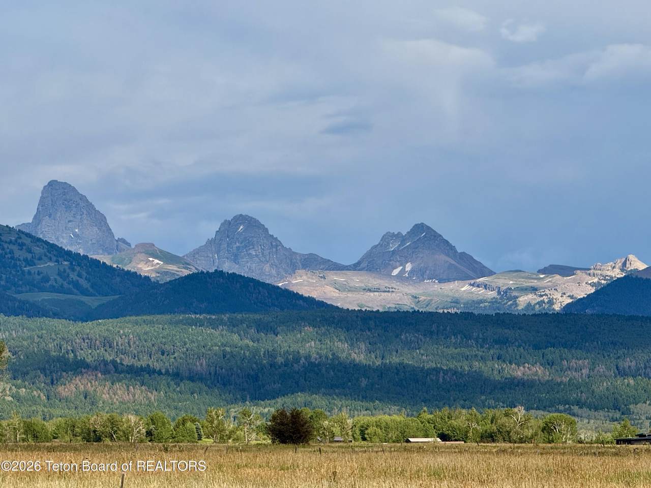 https://bt-photos.global.ssl.fastly.net/teton/1280_boomver_1_26-2017-2.jpg
