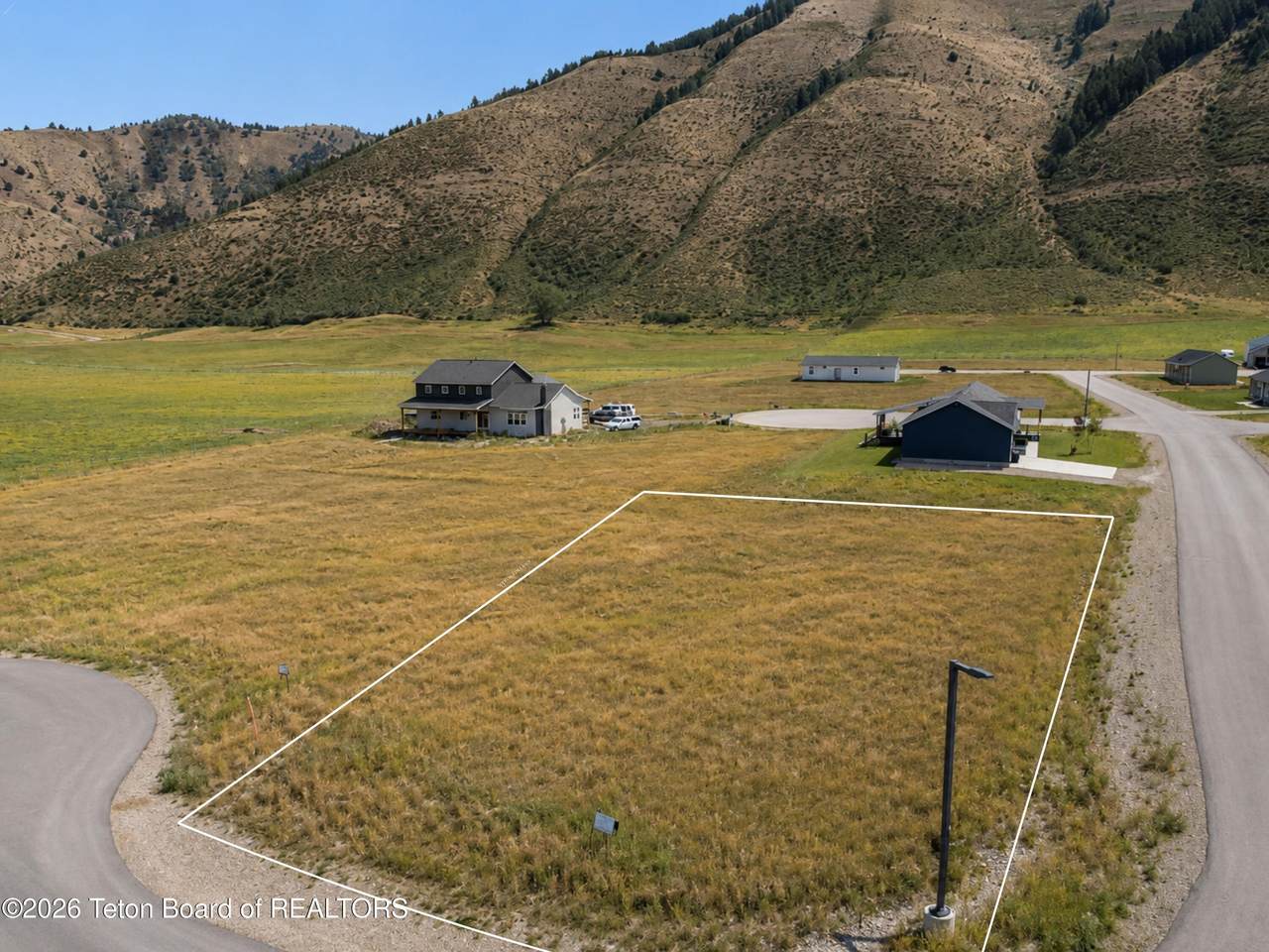 https://bt-photos.global.ssl.fastly.net/teton/1280_boomver_1_26-2019-2.jpg
