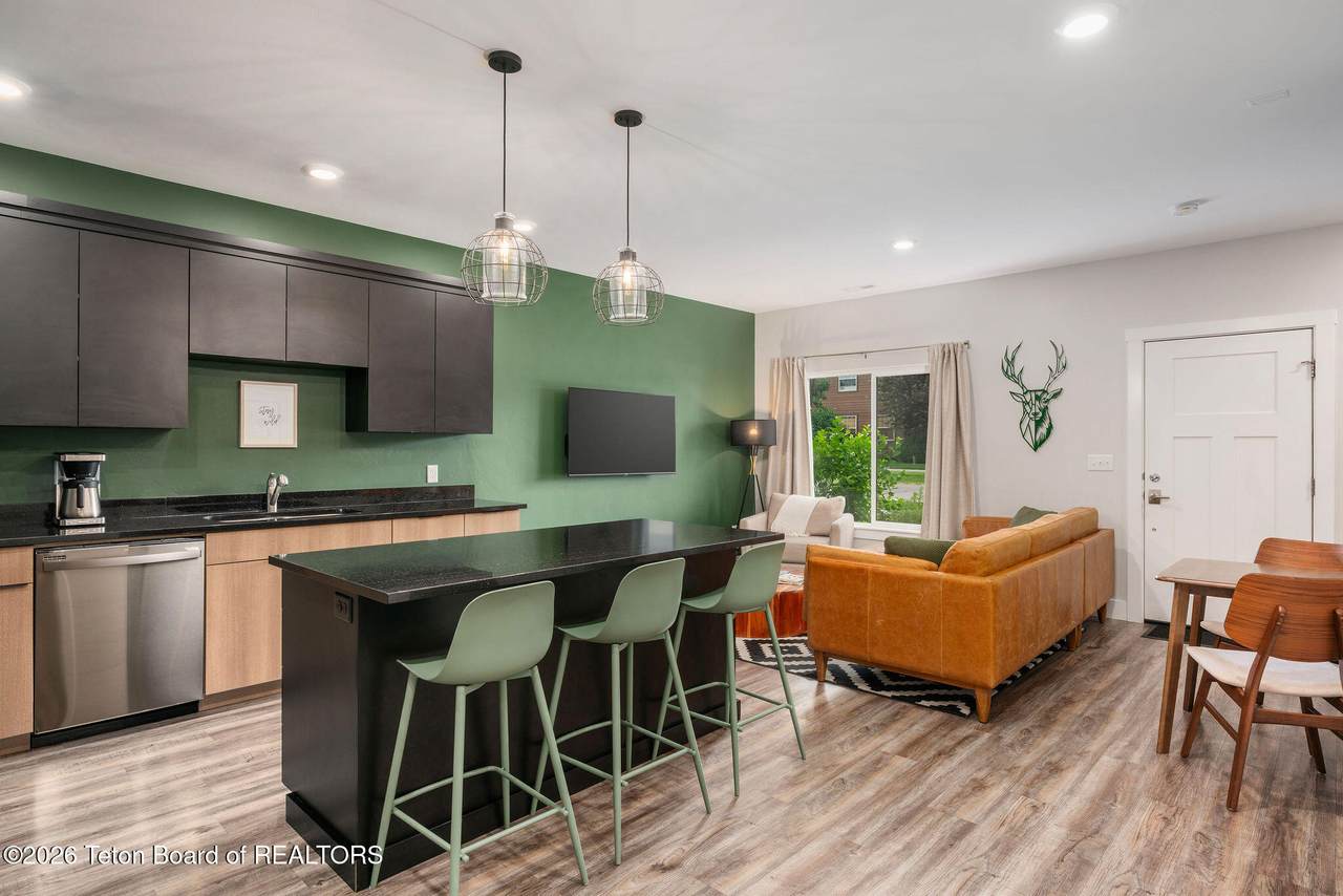709 Baltoro Way - Photo 1