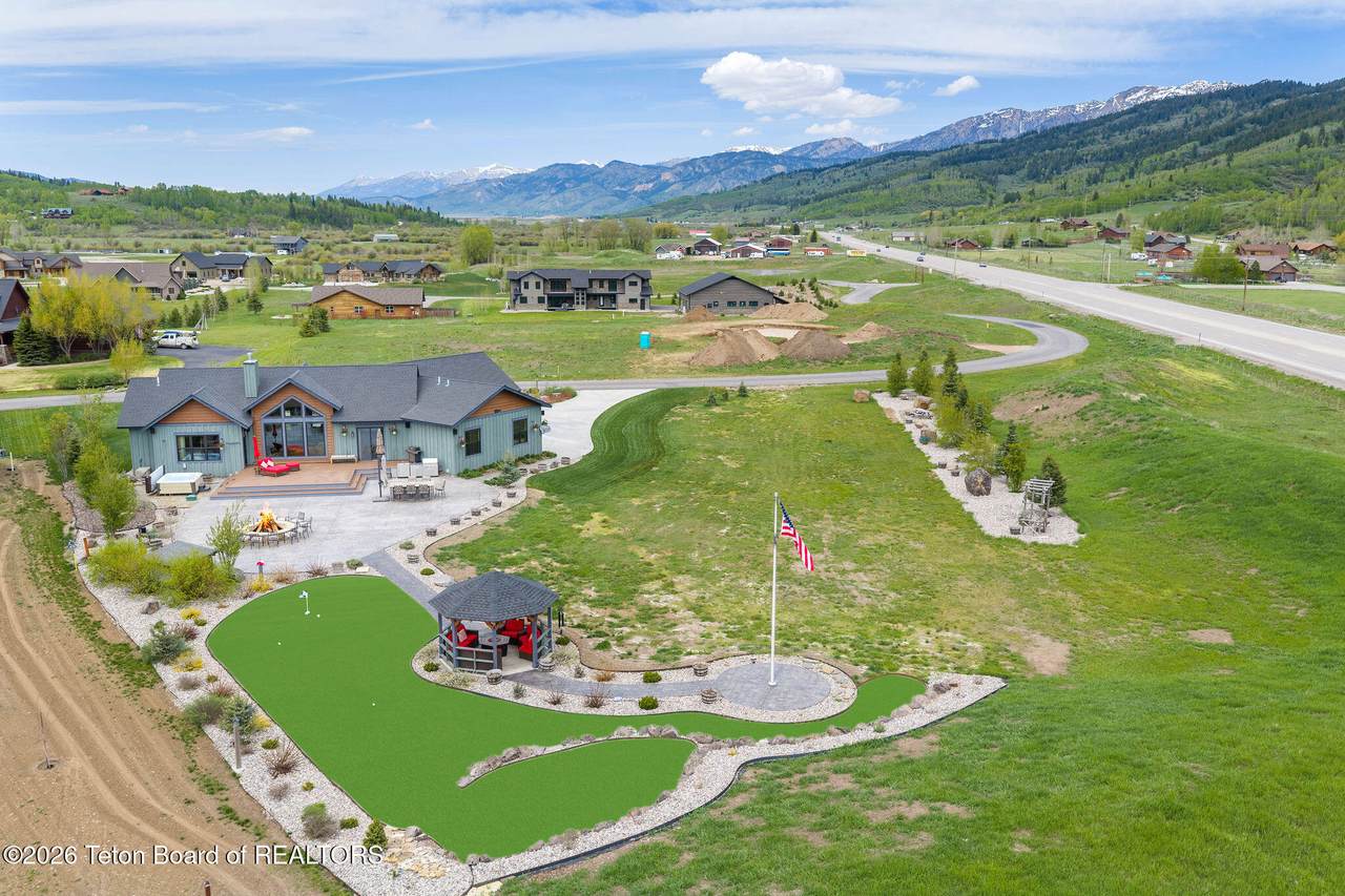 https://bt-photos.global.ssl.fastly.net/teton/1280_boomver_1_26-2117-2.jpg