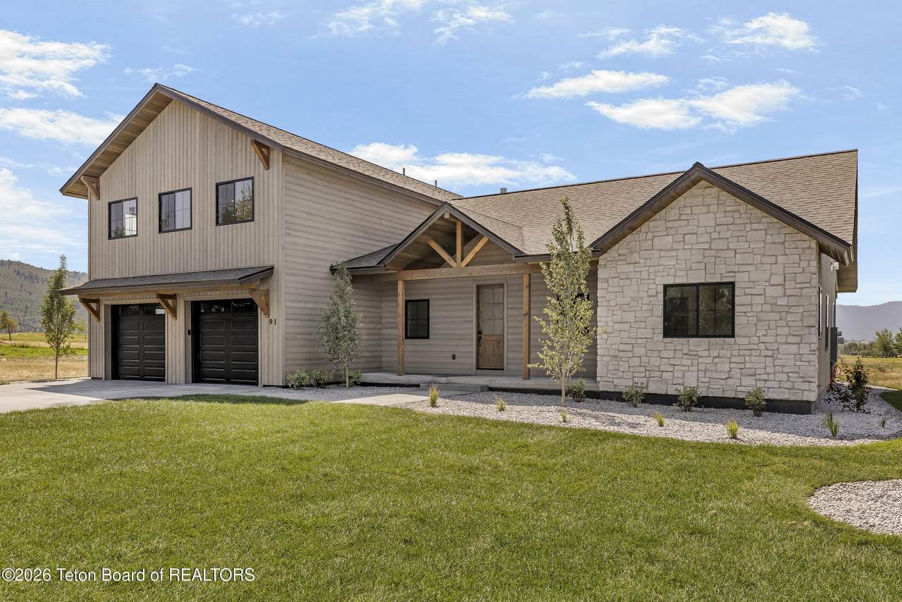 91 Desert Fox Lane - Photo 1