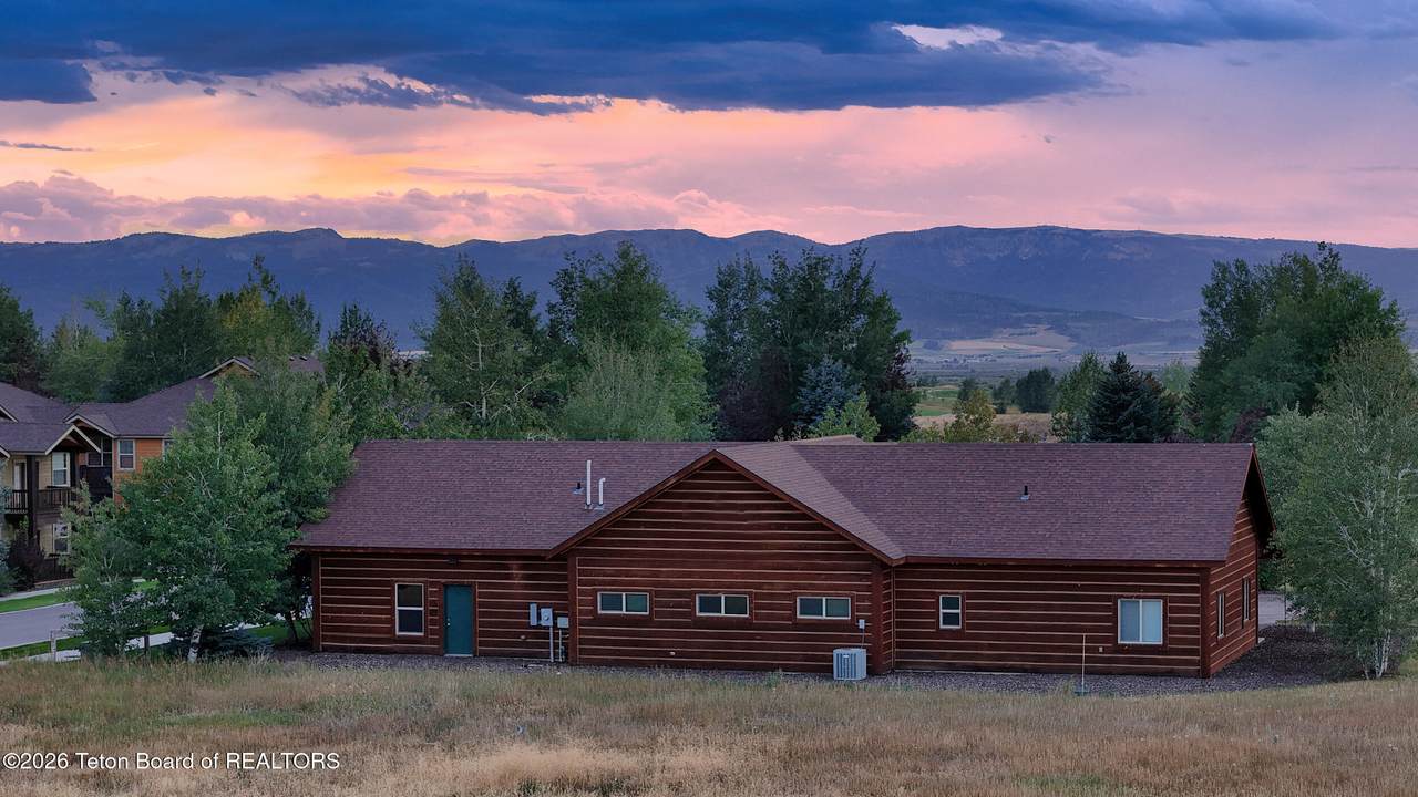 https://bt-photos.global.ssl.fastly.net/teton/1280_boomver_1_26-2250-2.jpg
