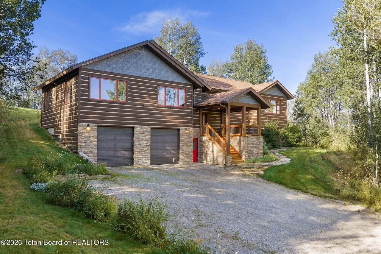 644 Aspen Hill Drive - Photo 1