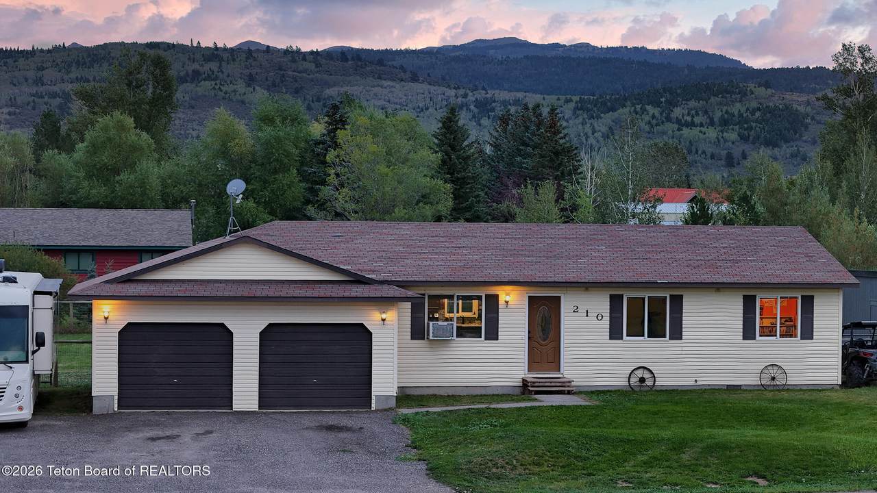 https://bt-photos.global.ssl.fastly.net/teton/1280_boomver_1_26-2350-2.jpg