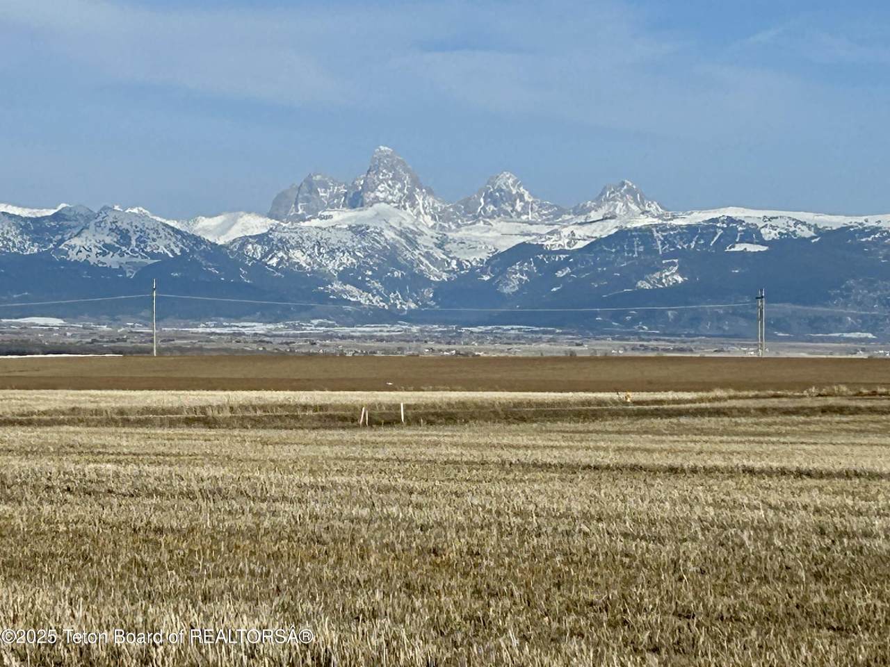 8465 West Ridge Road - Photo 1