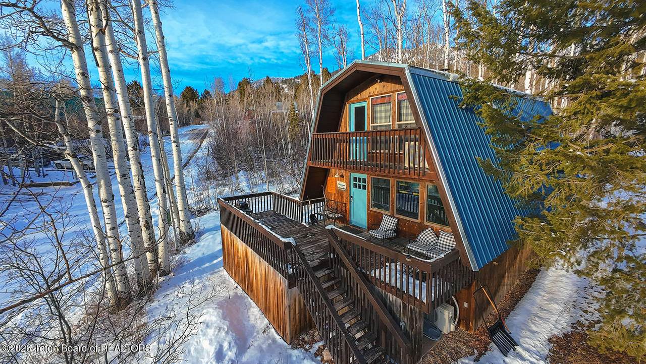 52 Cedar Drive - Photo 1