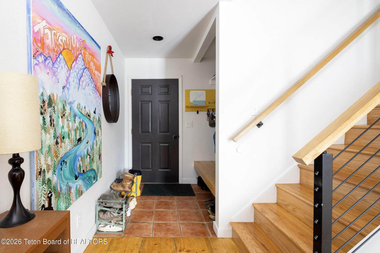 802 Powderhorn Lane - Photo 1