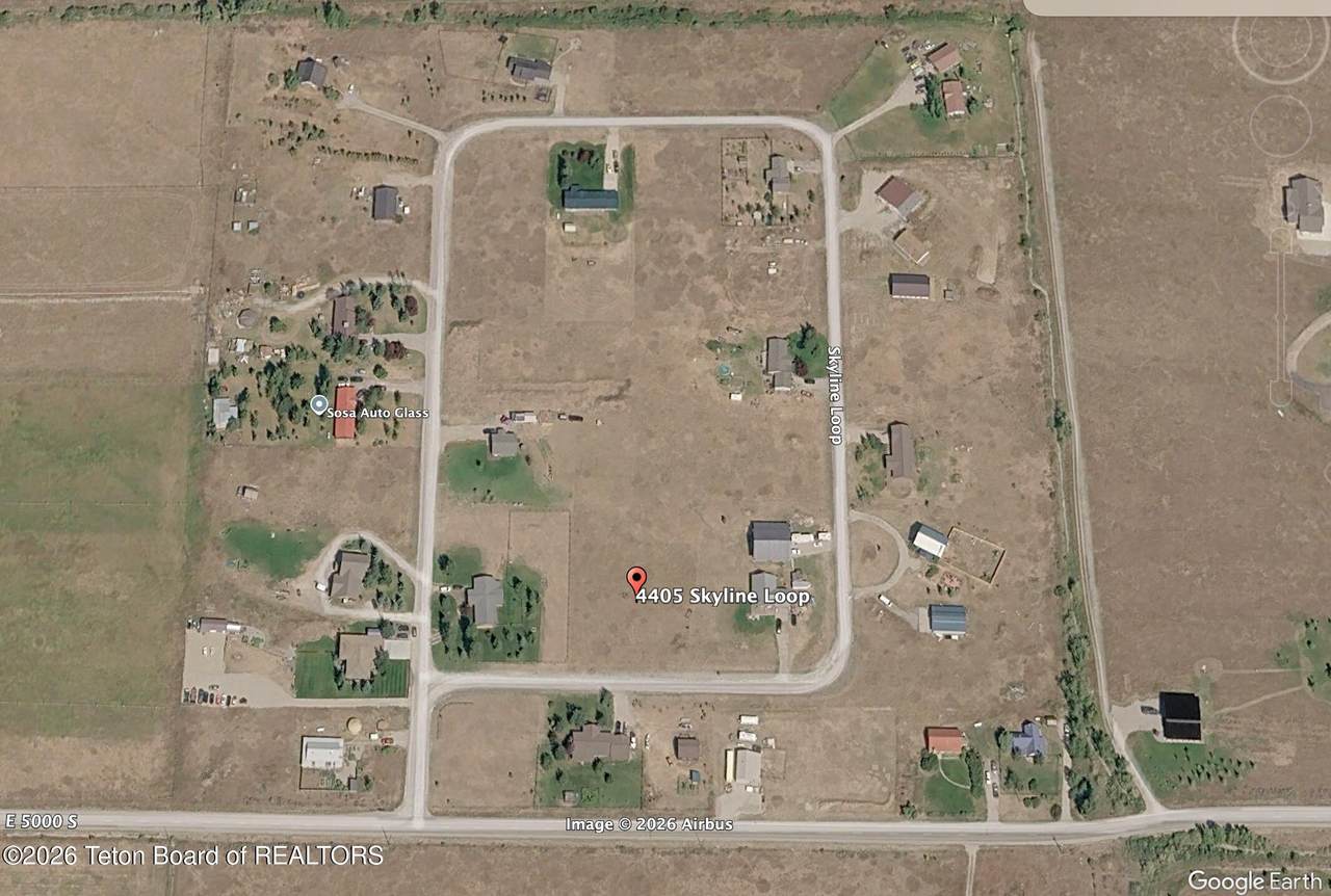 4405 Skyline Loop - Photo 1