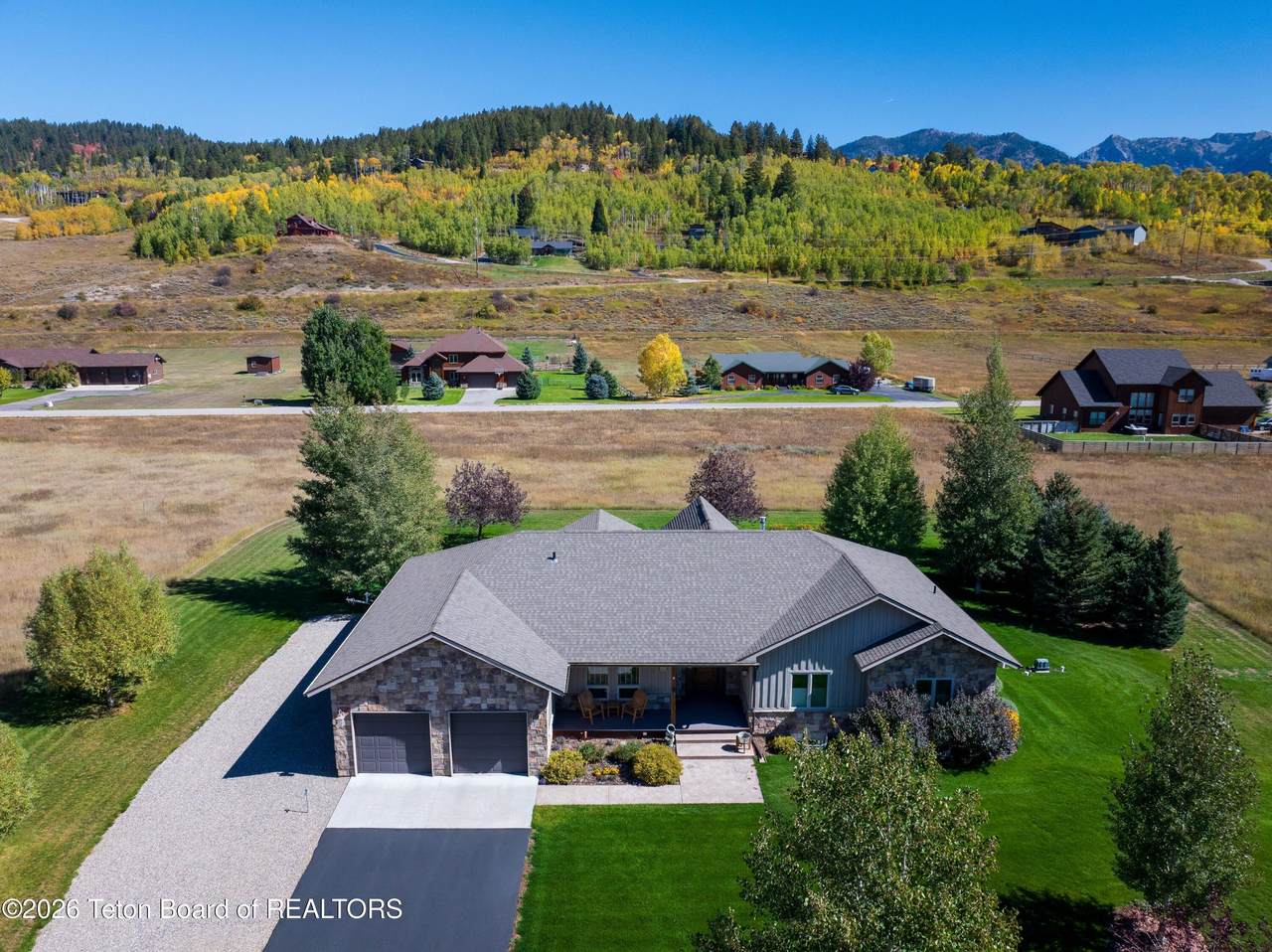 122 Badger Road - Photo 1