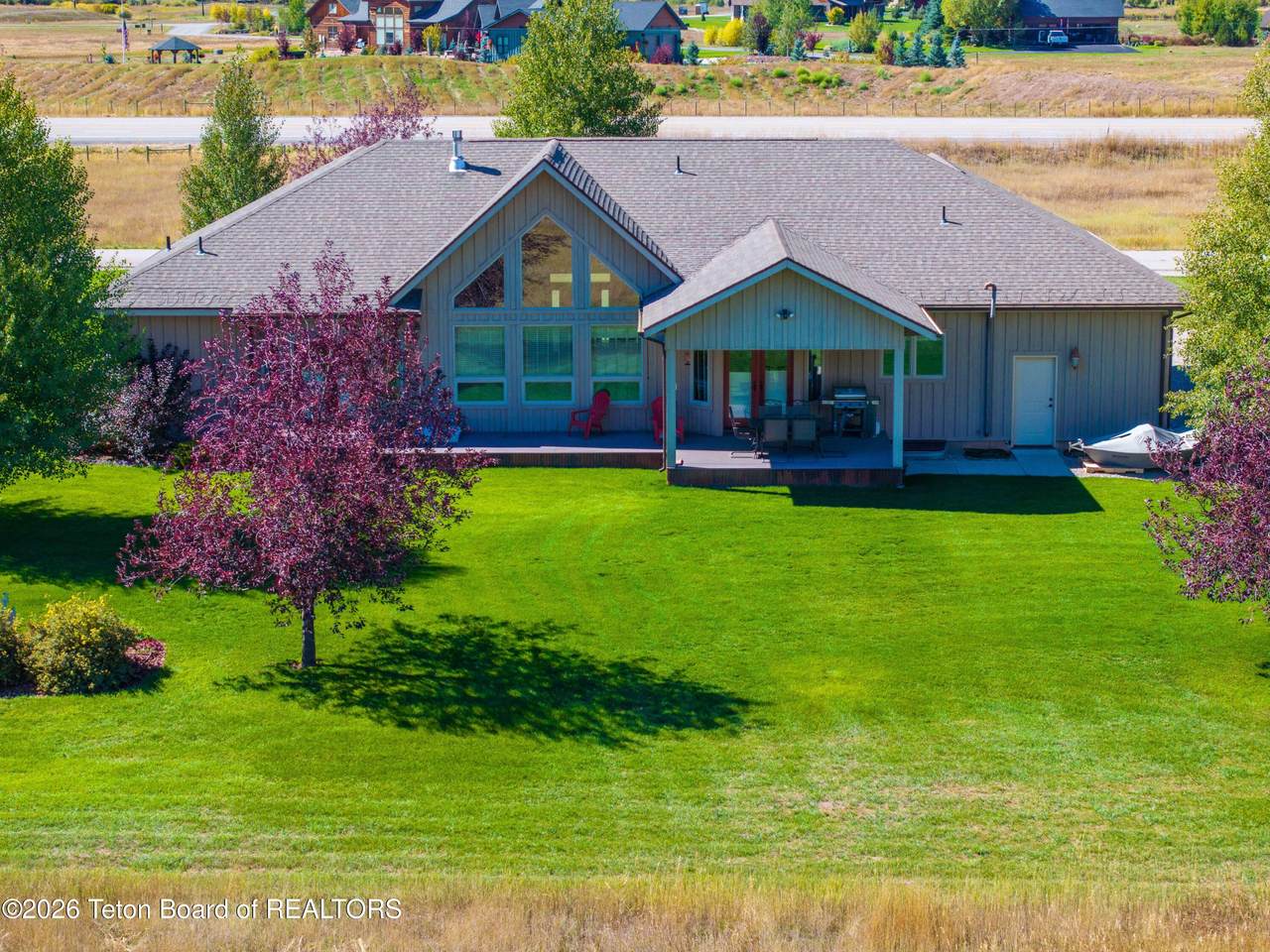 https://bt-photos.global.ssl.fastly.net/teton/1280_boomver_1_26-380-2.jpg