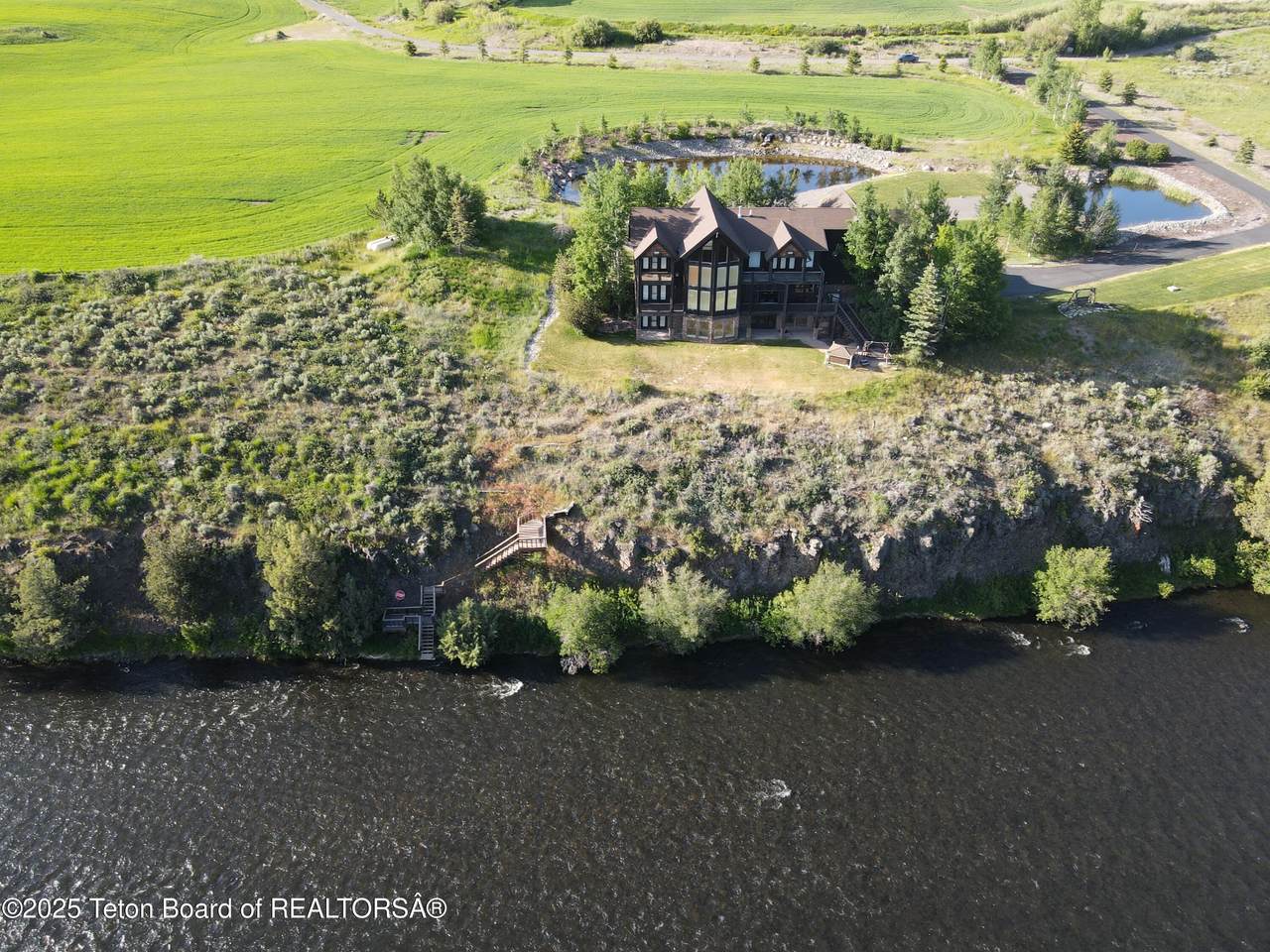 https://bt-photos.global.ssl.fastly.net/teton/1280_boomver_1_26-393-2.jpg