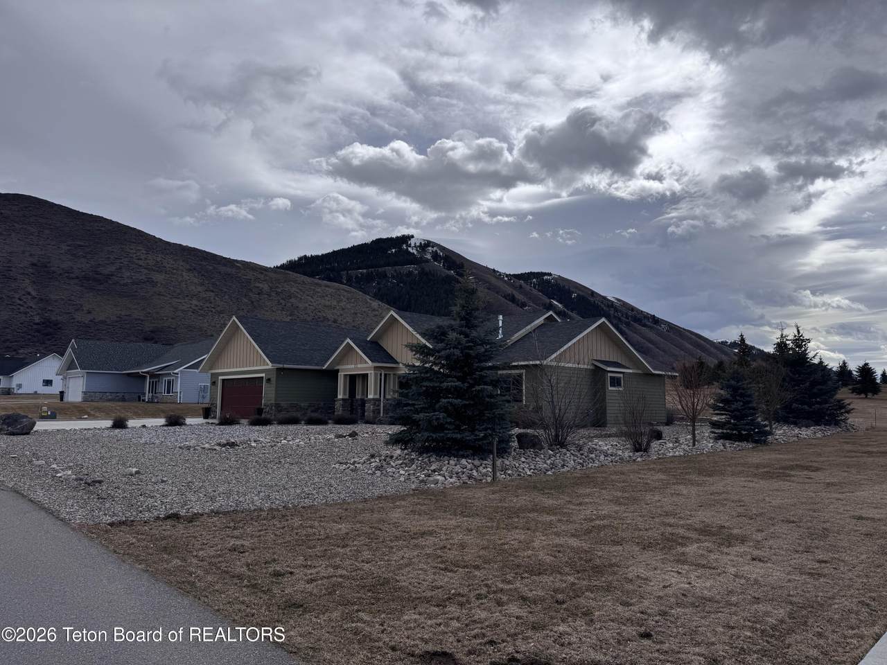 https://bt-photos.global.ssl.fastly.net/teton/1280_boomver_1_26-396-2.jpg