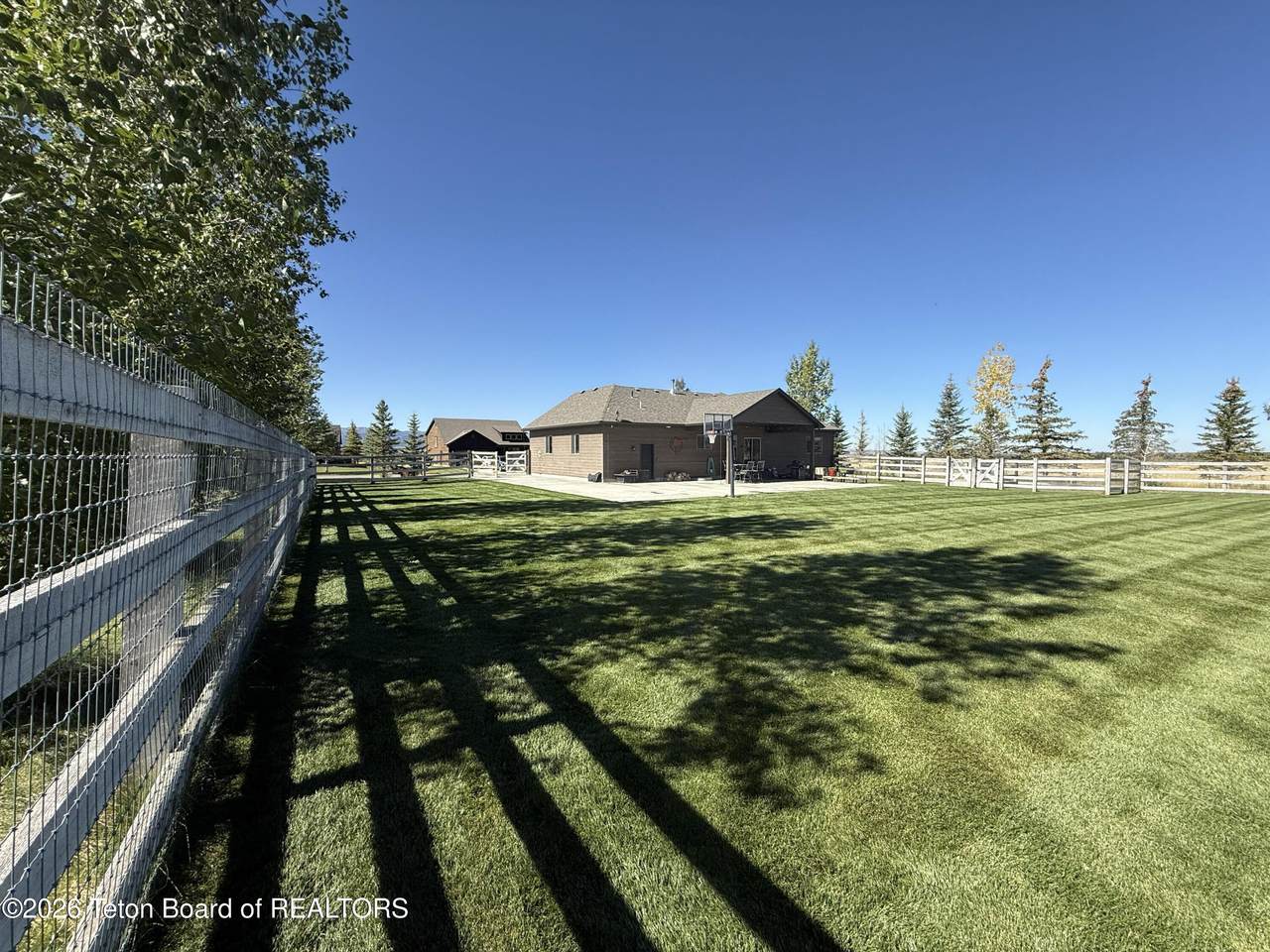 https://bt-photos.global.ssl.fastly.net/teton/1280_boomver_1_26-405-2.jpg