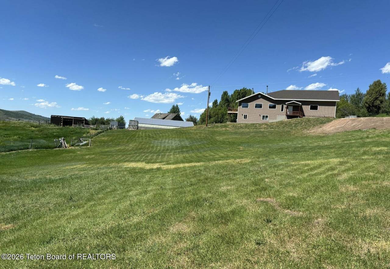 1665 Spring Creek Road - Photo 1