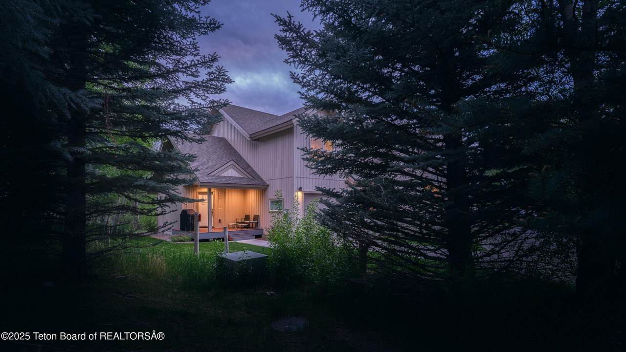 https://bt-photos.global.ssl.fastly.net/teton/1280_boomver_1_26-592-2.jpg