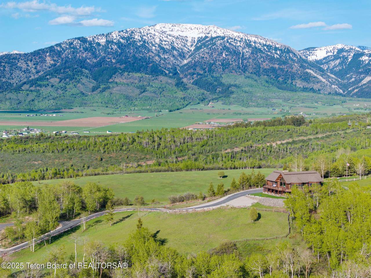 https://bt-photos.global.ssl.fastly.net/teton/1280_boomver_1_26-626-2.jpg
