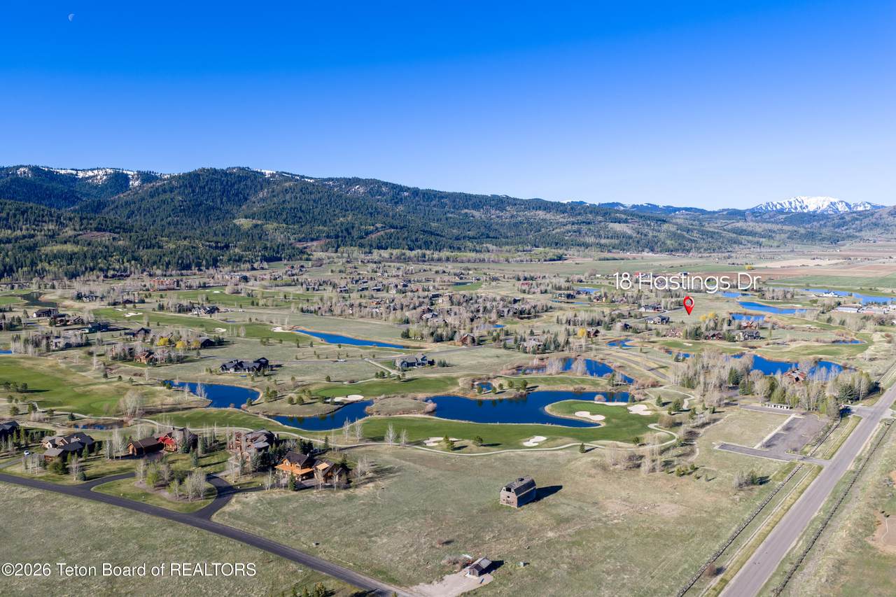 https://bt-photos.global.ssl.fastly.net/teton/1280_boomver_1_26-637-2.jpg