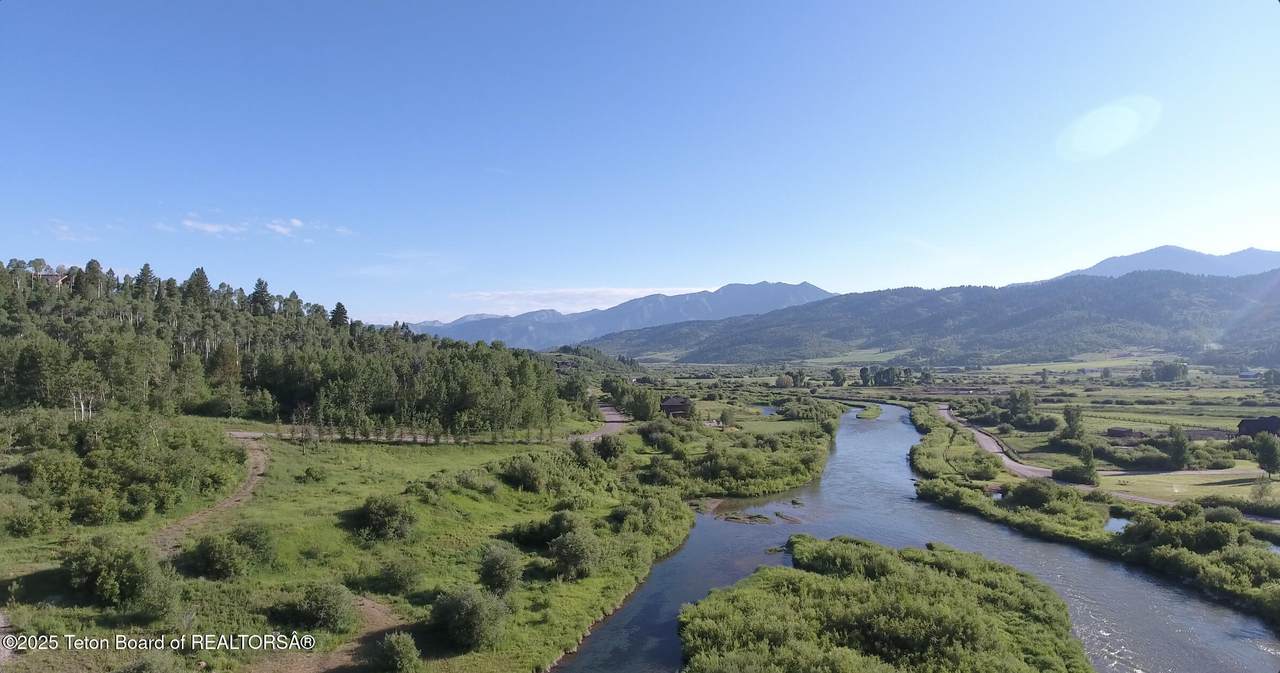 https://bt-photos.global.ssl.fastly.net/teton/1280_boomver_1_26-699-2.jpg