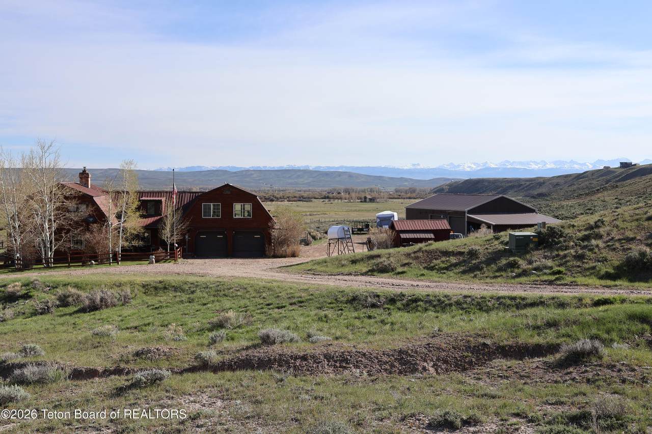 https://bt-photos.global.ssl.fastly.net/teton/1280_boomver_1_26-718-2.jpg