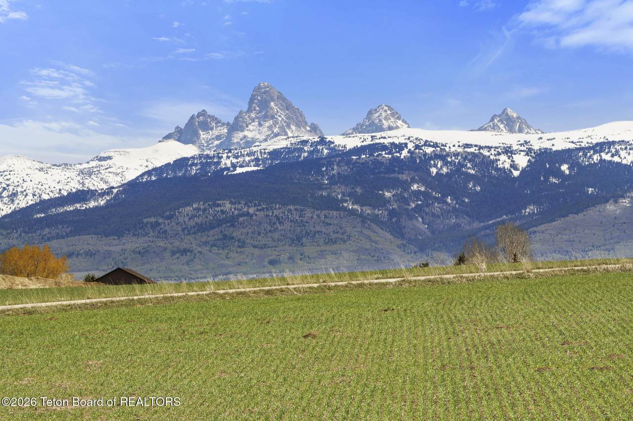 https://bt-photos.global.ssl.fastly.net/teton/1280_boomver_1_26-764-2.jpg