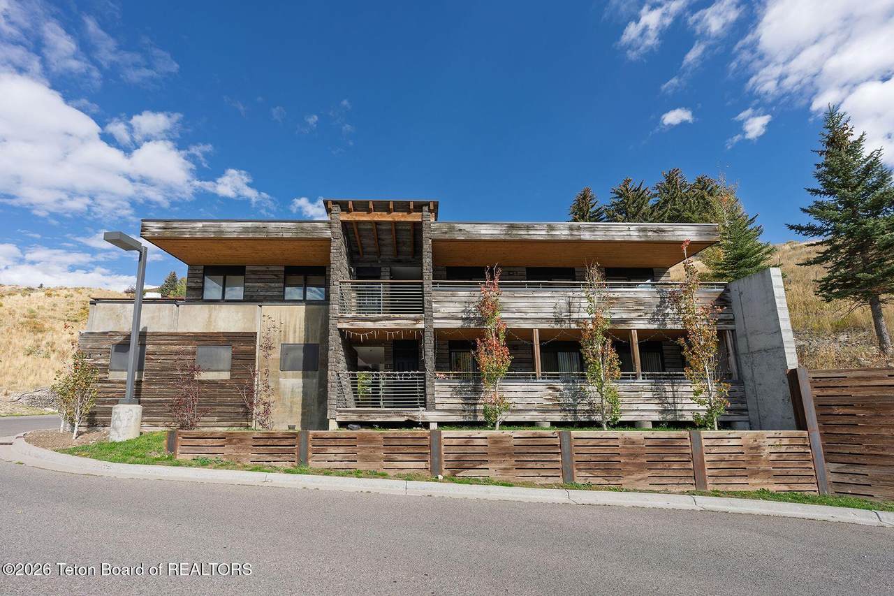 https://bt-photos.global.ssl.fastly.net/teton/1280_boomver_1_26-788-2.jpg