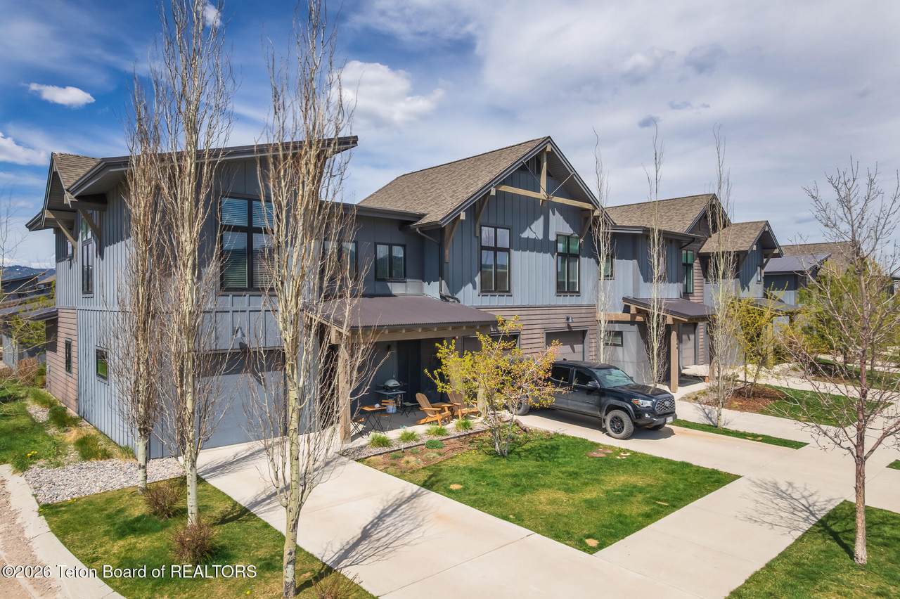 8552 Pronghorn Trail - Photo 1
