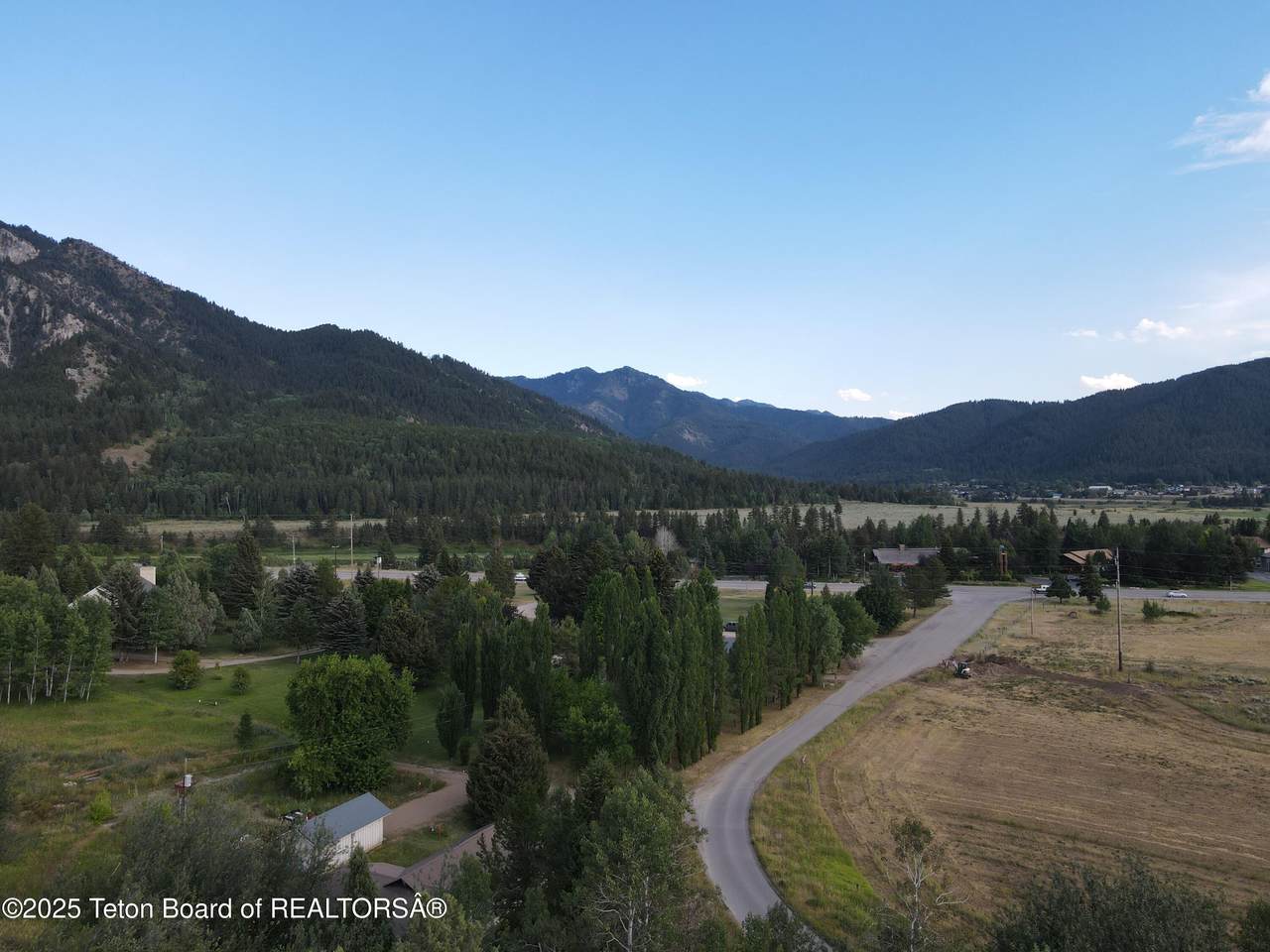 https://bt-photos.global.ssl.fastly.net/teton/1280_boomver_1_26-805-2.jpg