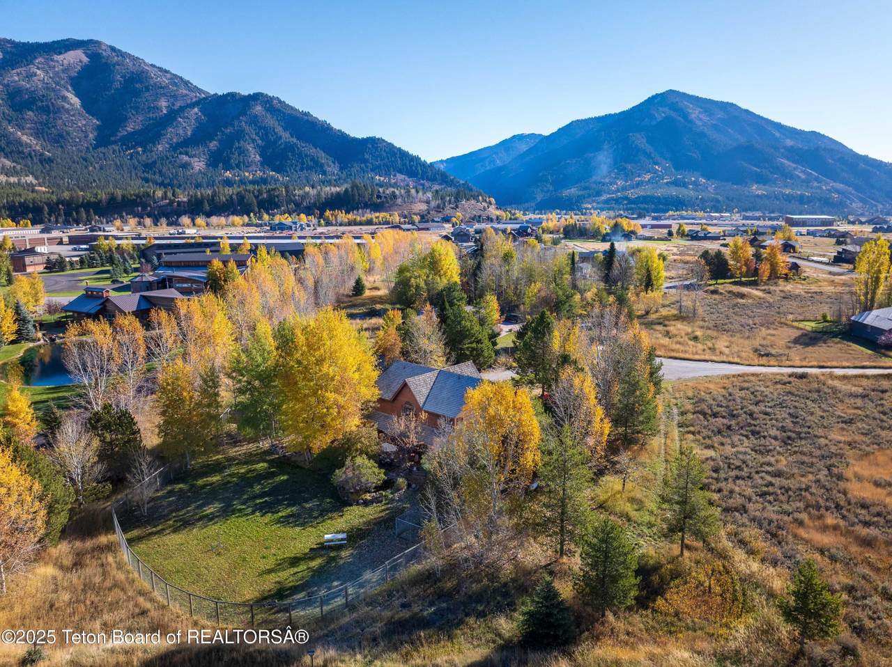 https://bt-photos.global.ssl.fastly.net/teton/1280_boomver_1_26-830-2.jpg