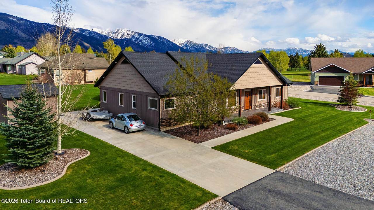 73 Country Club Way - Photo 1