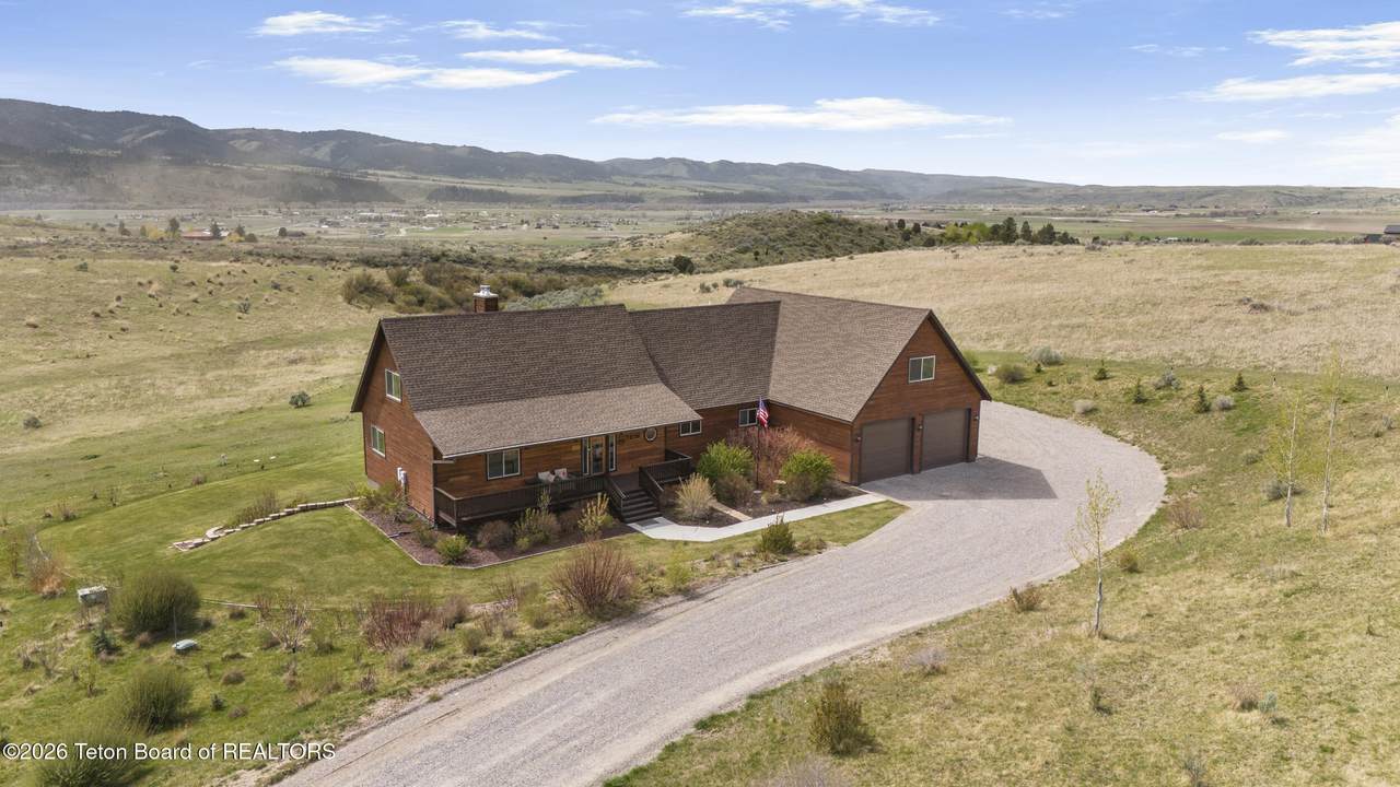 1060 Elk Ridge Drive - Photo 1