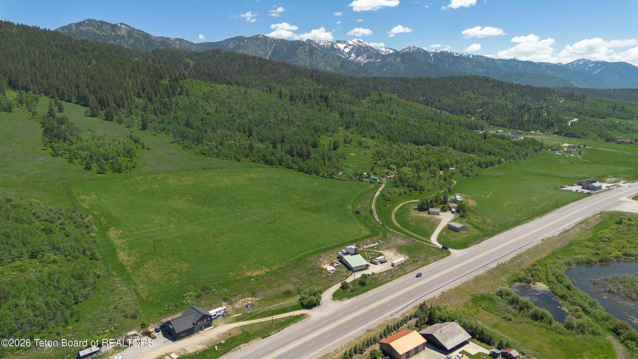 https://bt-photos.global.ssl.fastly.net/teton/1280_boomver_1_26-877-2.jpg