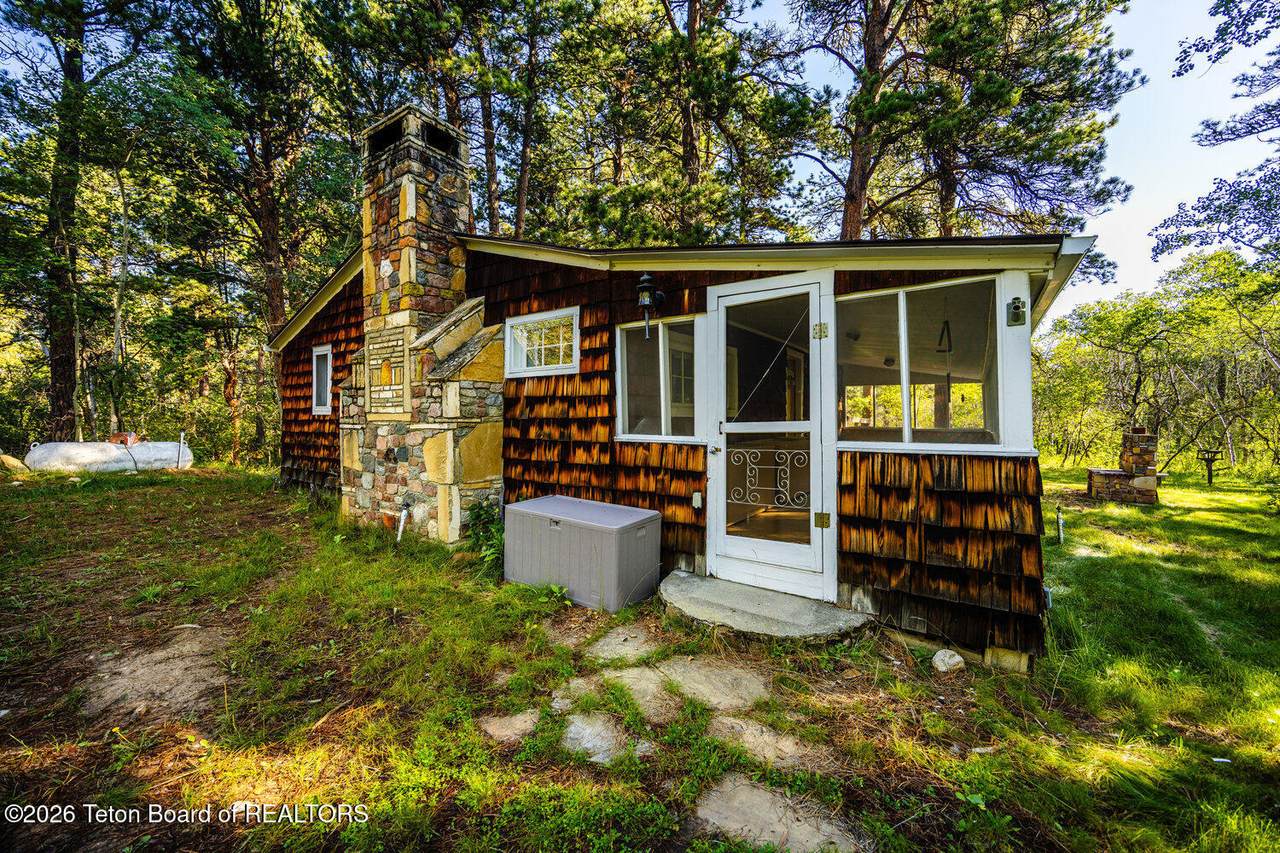 https://bt-photos.global.ssl.fastly.net/teton/1280_boomver_1_26-897-2.jpg