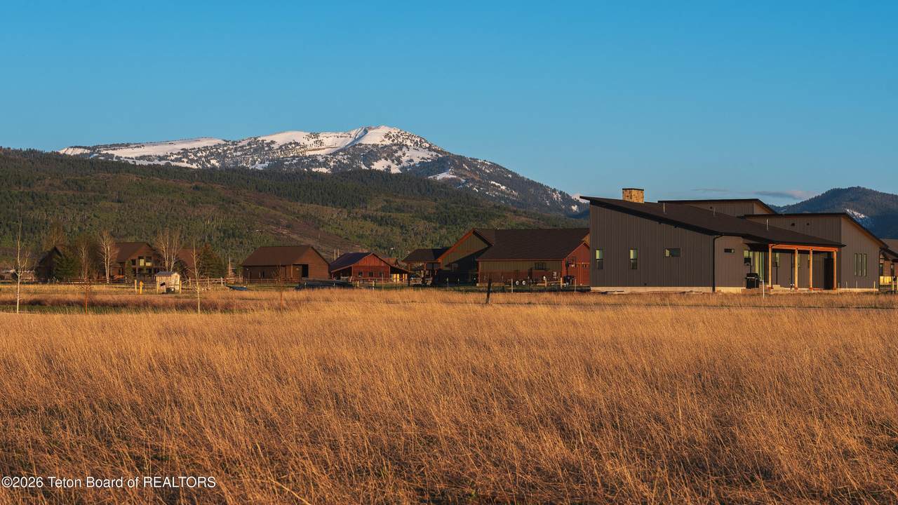 https://bt-photos.global.ssl.fastly.net/teton/1280_boomver_1_26-908-2.jpg