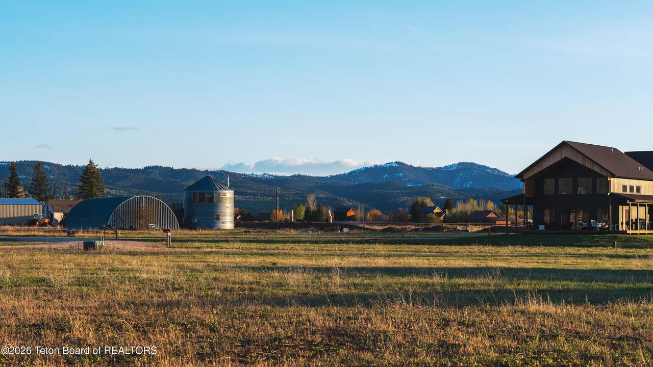 https://bt-photos.global.ssl.fastly.net/teton/1280_boomver_1_26-908-2.jpg