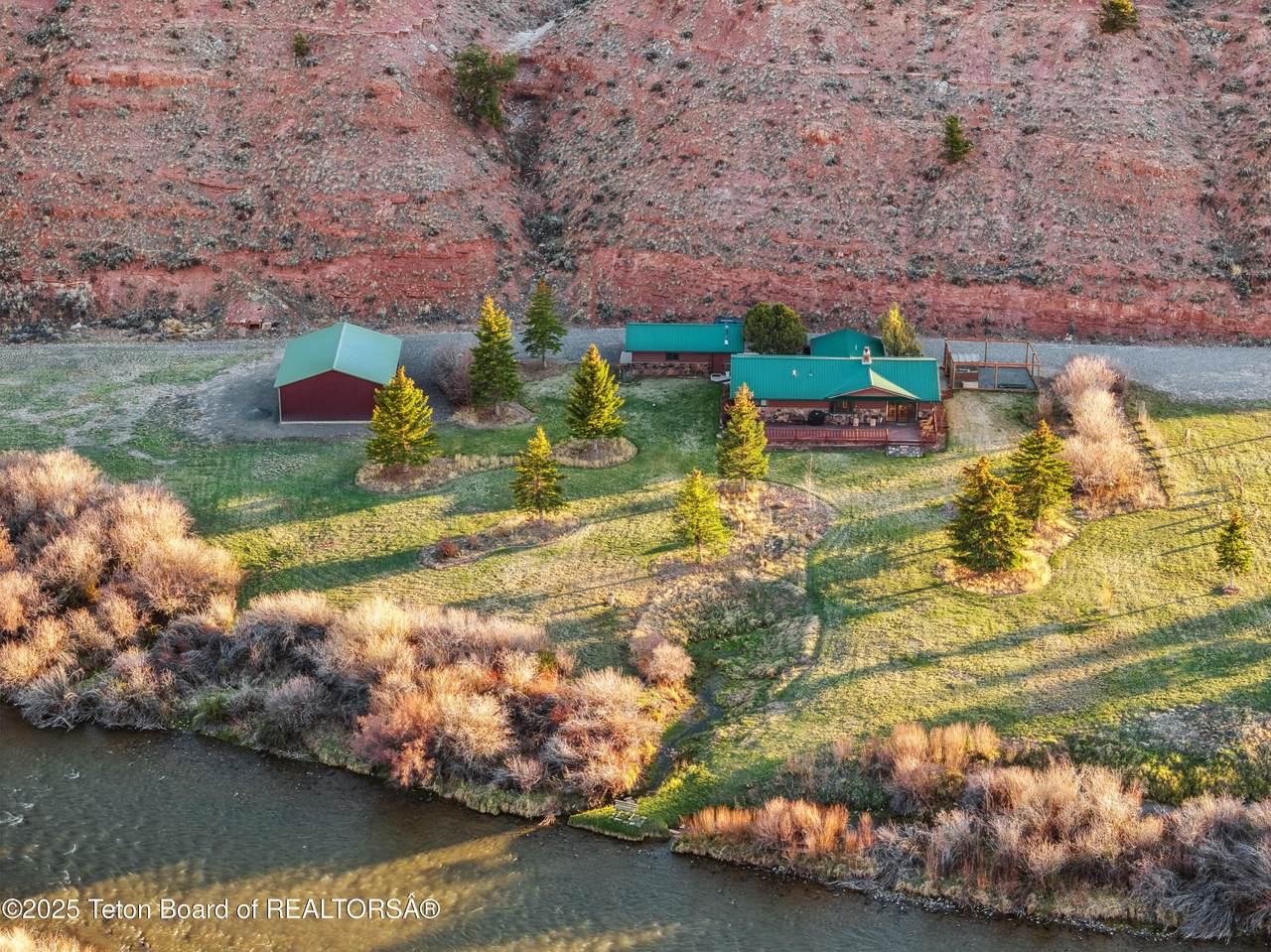 https://bt-photos.global.ssl.fastly.net/teton/1280_boomver_1_26-910-2.jpg
