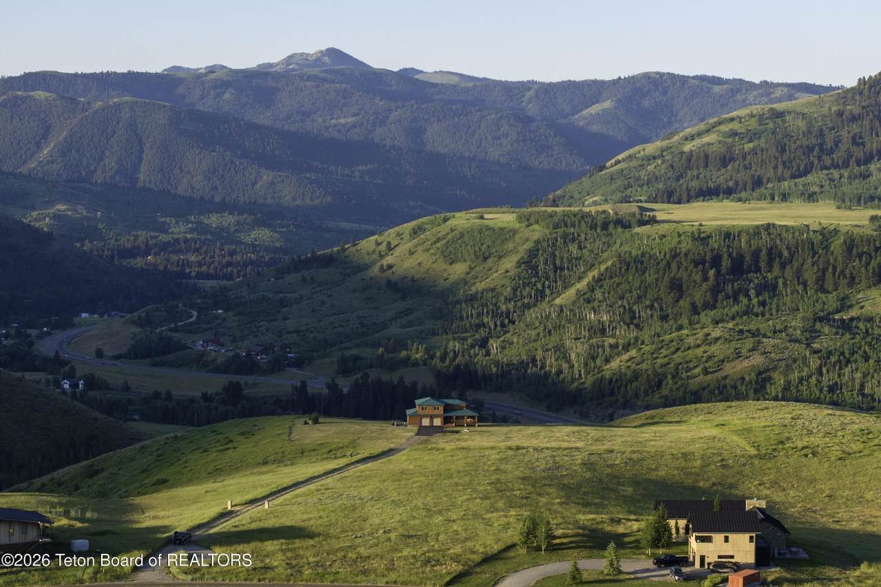 https://bt-photos.global.ssl.fastly.net/teton/1280_boomver_2_26-922-2.jpg