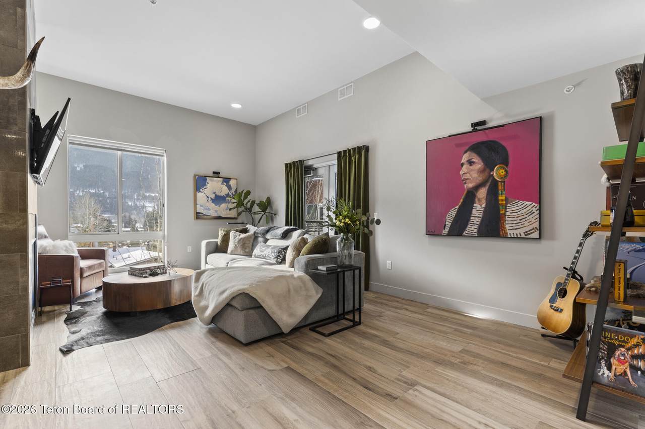 150 Simpson Avenue - Photo 1