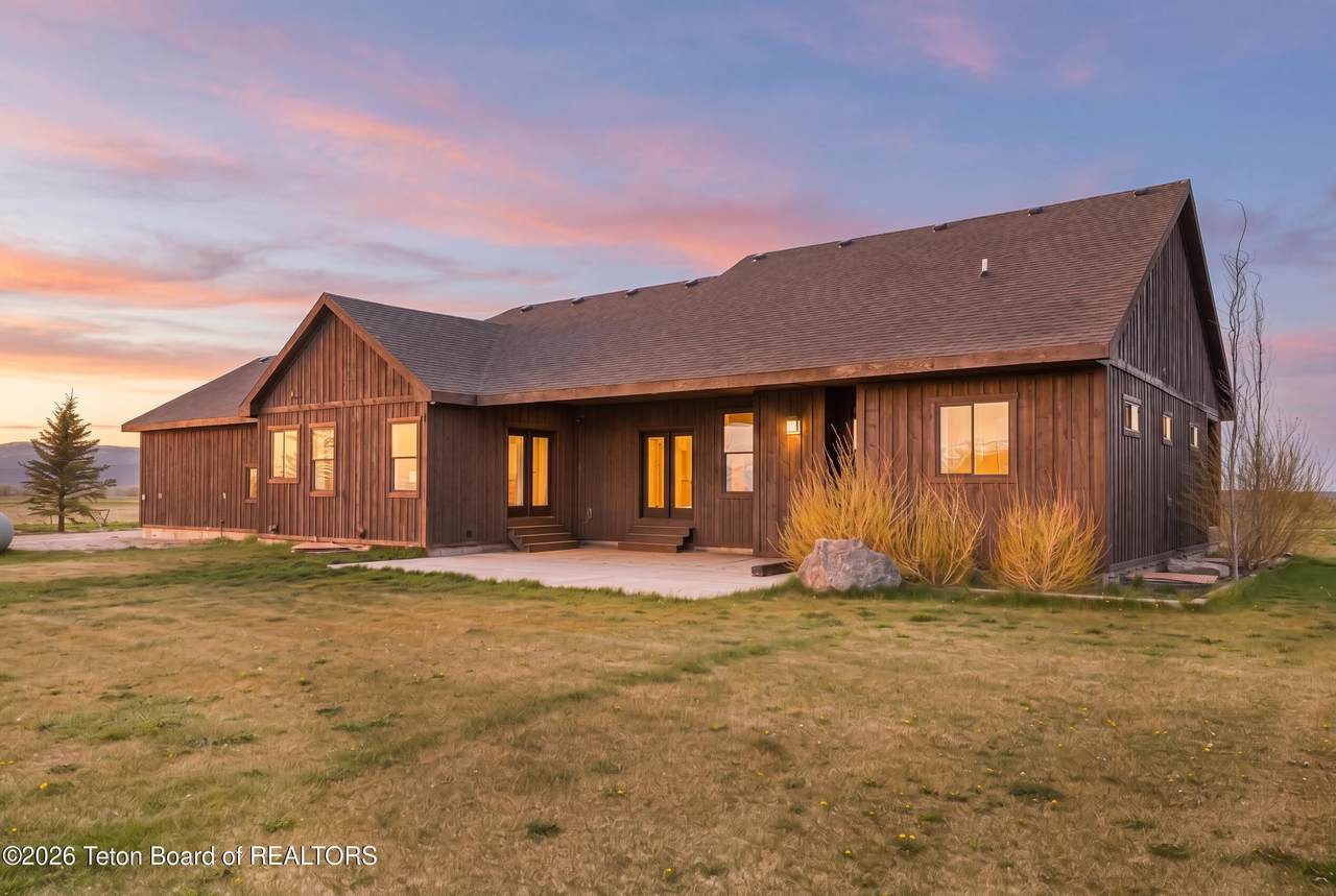 https://bt-photos.global.ssl.fastly.net/teton/1280_boomver_1_26-970-2.jpg