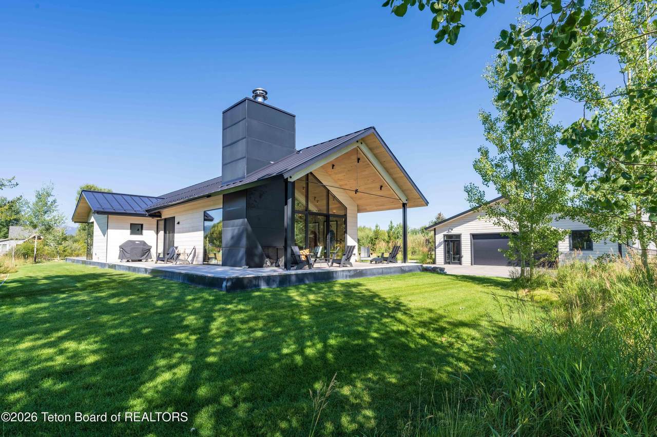 https://bt-photos.global.ssl.fastly.net/teton/1280_boomver_1_26-989-2.jpg