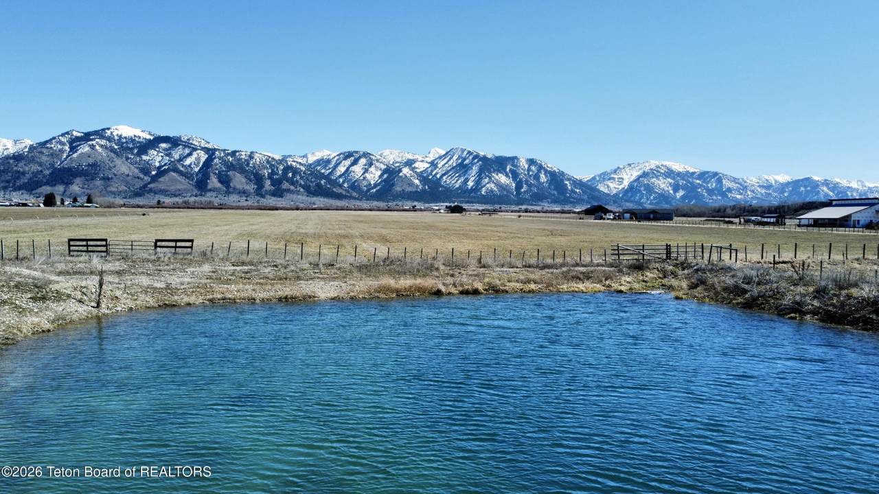 https://bt-photos.global.ssl.fastly.net/teton/1280_boomver_1_26-992-2.jpg