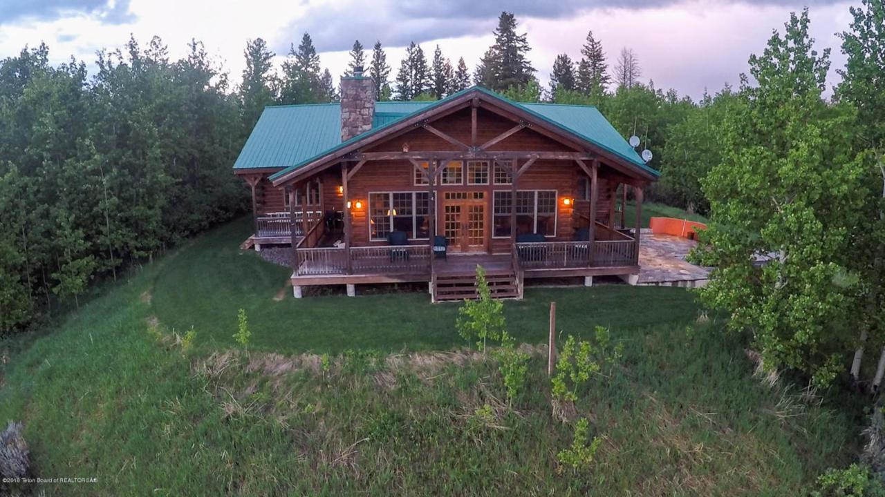 10071 Knights Way - Photo 1