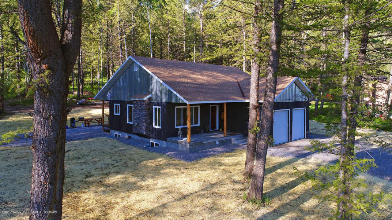 1091 Vista Drive - Photo 1