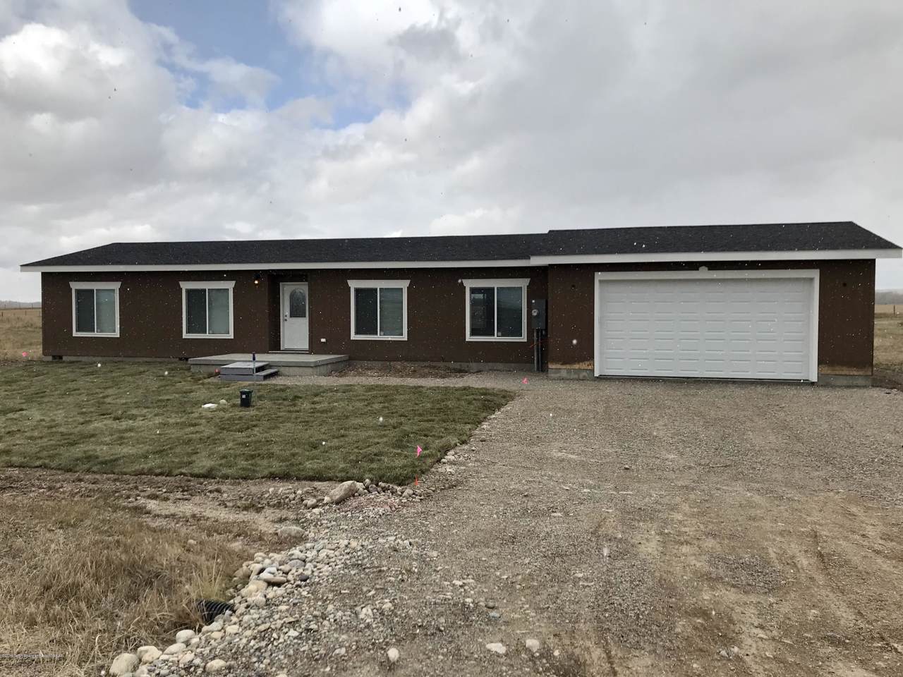 3140 Christofferson St - Photo 1